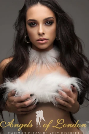 Malky (26) London Escort