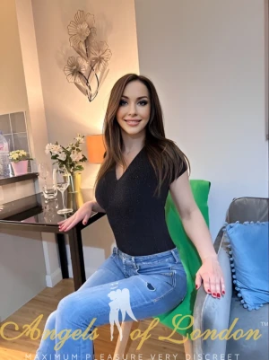 Ella (27) London Escort
