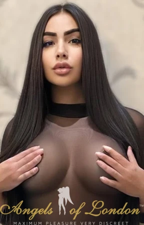 Dolores London Escort