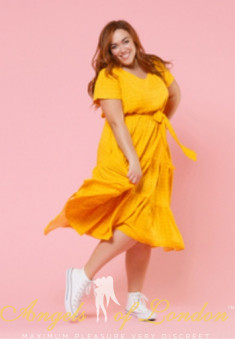 The Attraction of Curvy Women and London Escorts