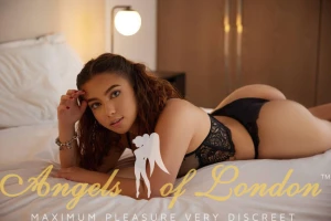 London escort Nemo in black panties