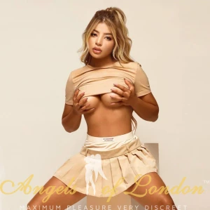 Manzana (21) London Escort