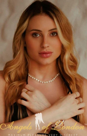 Bershka London Escort