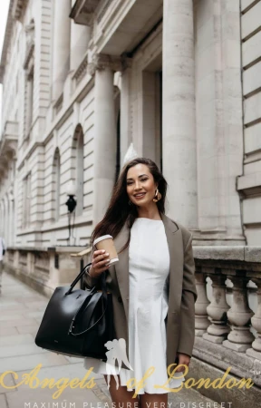 Osana (25) London Escort