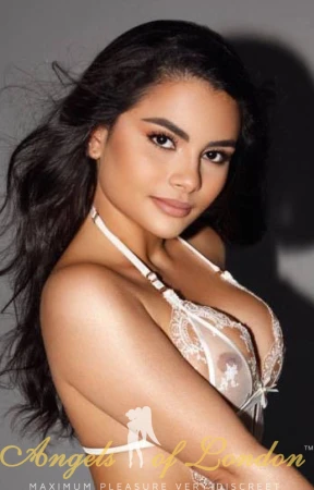 Maple London Escort