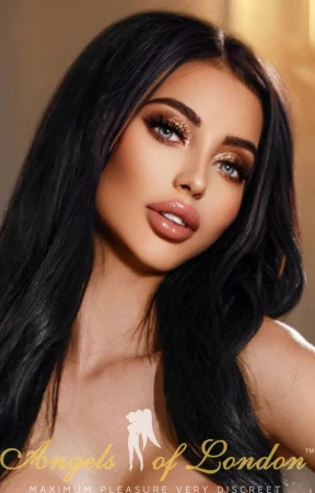 London escort Jacqueline face