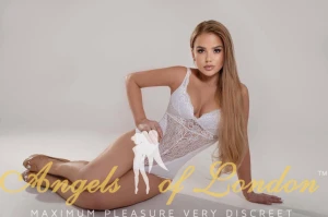 Hadar (24) London Escort