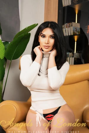 Narcissa (29) London Escort