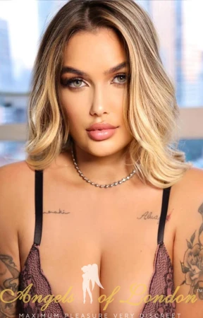 Brazilian escort Zosma face