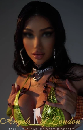 London escort Moray face