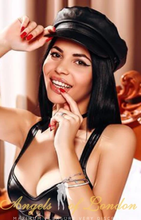 Teenage Escort Marii face