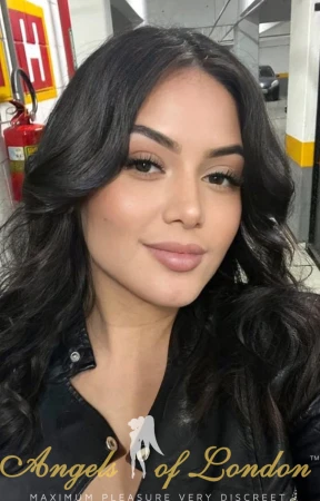 Brazilian escort Manola face