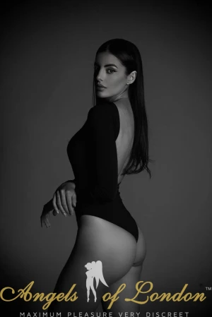 London escort Palerma posing in black and white