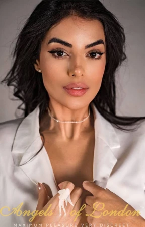 London escort Palerma face