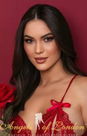 London escort Flyley face