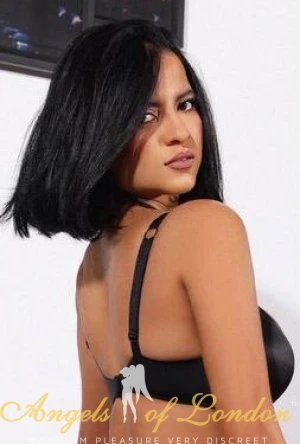 London escort Vitten face