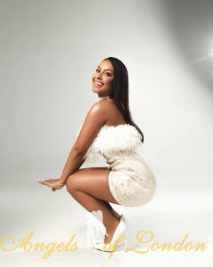London escort Raela in short skirt