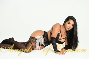 London escort Zaura in black lace