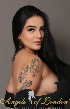 London escort Liveta face