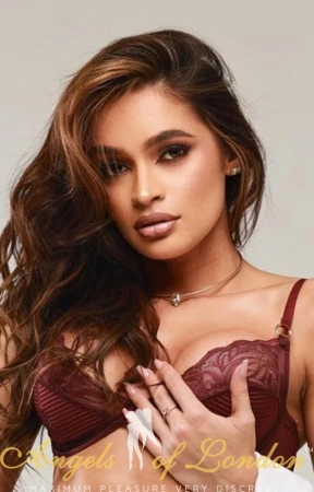 Lumus London Escort