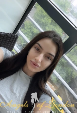 London escort Riki selfie