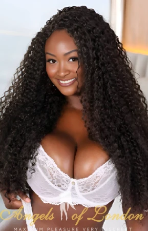black London escort Salba face