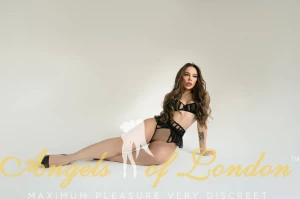 Alphine (24) London Escort