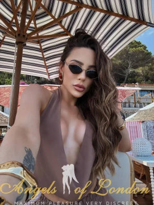 Alphine (24) London Escort