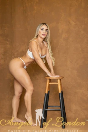 Bamerta (29) London Escort