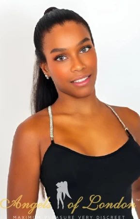 London escort Noomi face