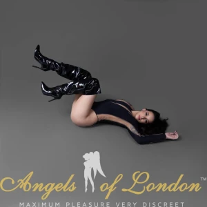 Malky (26) London Escort