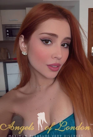 Brazilian escort Vilossa face