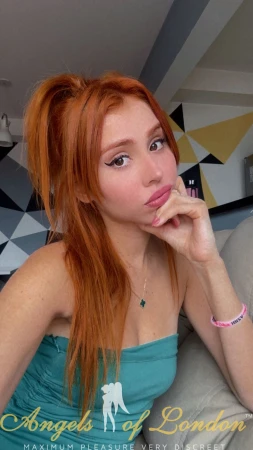Brazilian escort Vilossa selfie