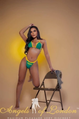 Cadbury (26) London Escort