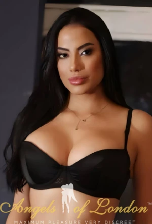 London escort Nappo face