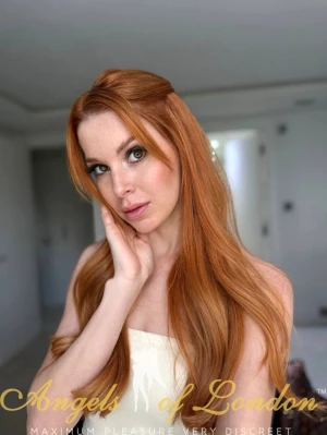 Dionce (24) London Escort