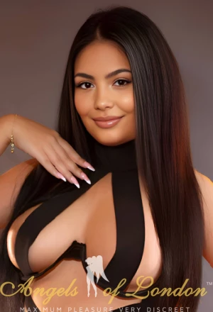 London escort Kim face