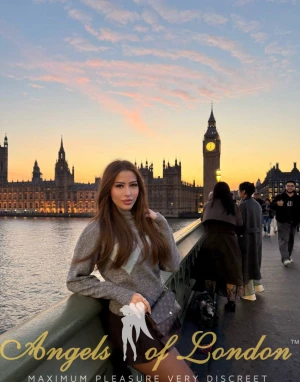 Delfa (20) London Escort