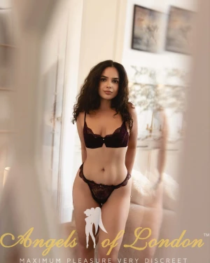 Malati (26) London Escort