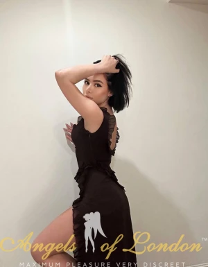 Janaina (23) London Escort