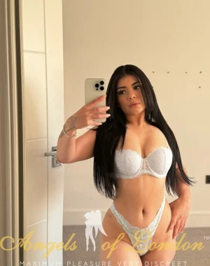 Reida (22) London Escort