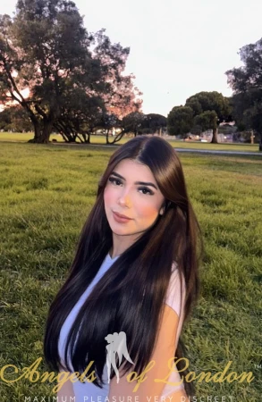 Reida (22) London Escort