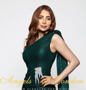 Fabiola (24) London Escort