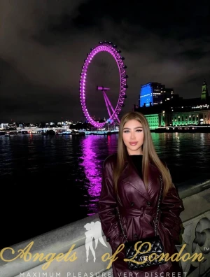 Delfa (20) London Escort