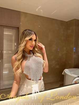 Ivana (24) London Escort