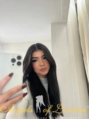 Reida (22) London Escort