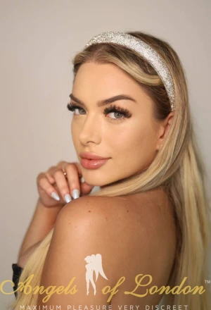 Ivana (24) London Escort