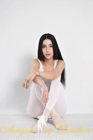 Minilla (20) London Escort