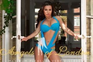 Isabela (30+) London Escort