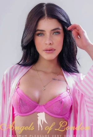 Cuddles London Escort